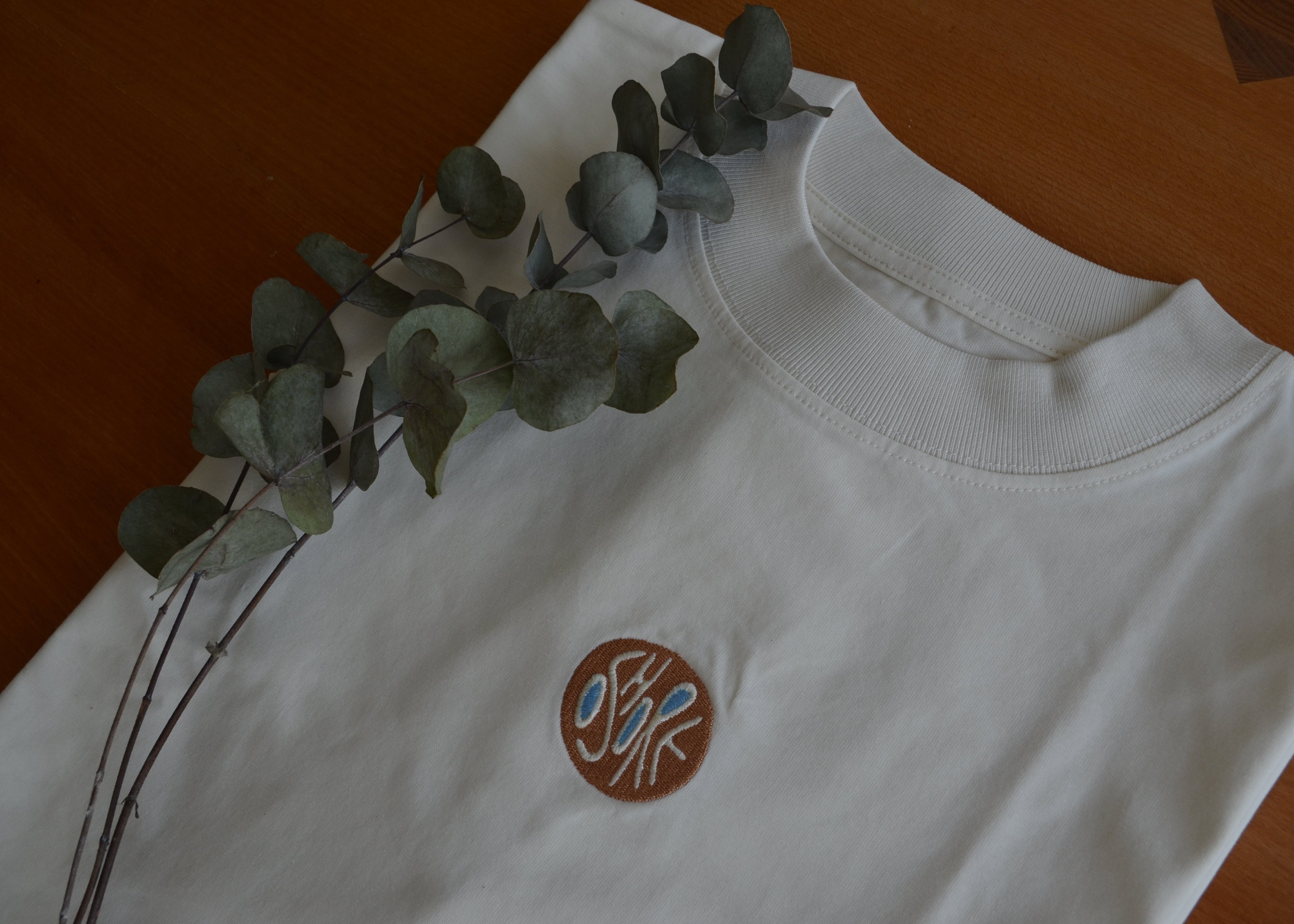 grounded - oversize shirt